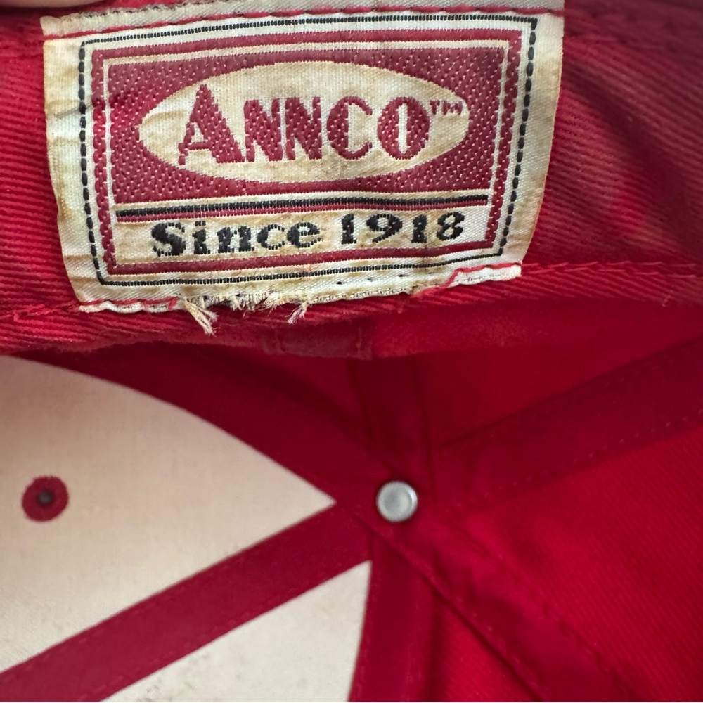 Vintage Detroit Red Wings ANNCO Leather Patch Adjustable Cap 90s– Fair Condition - Picture 7 of 11